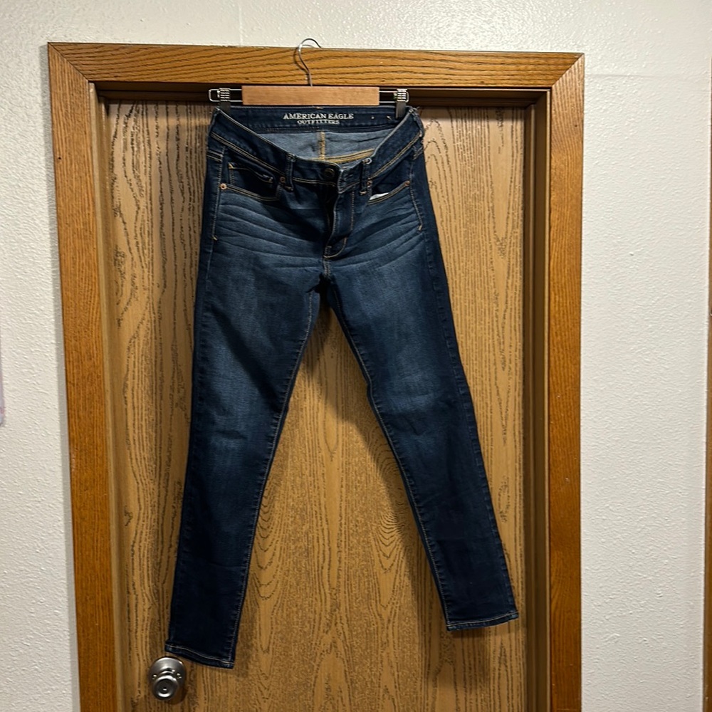 American Eagle jeans size 6